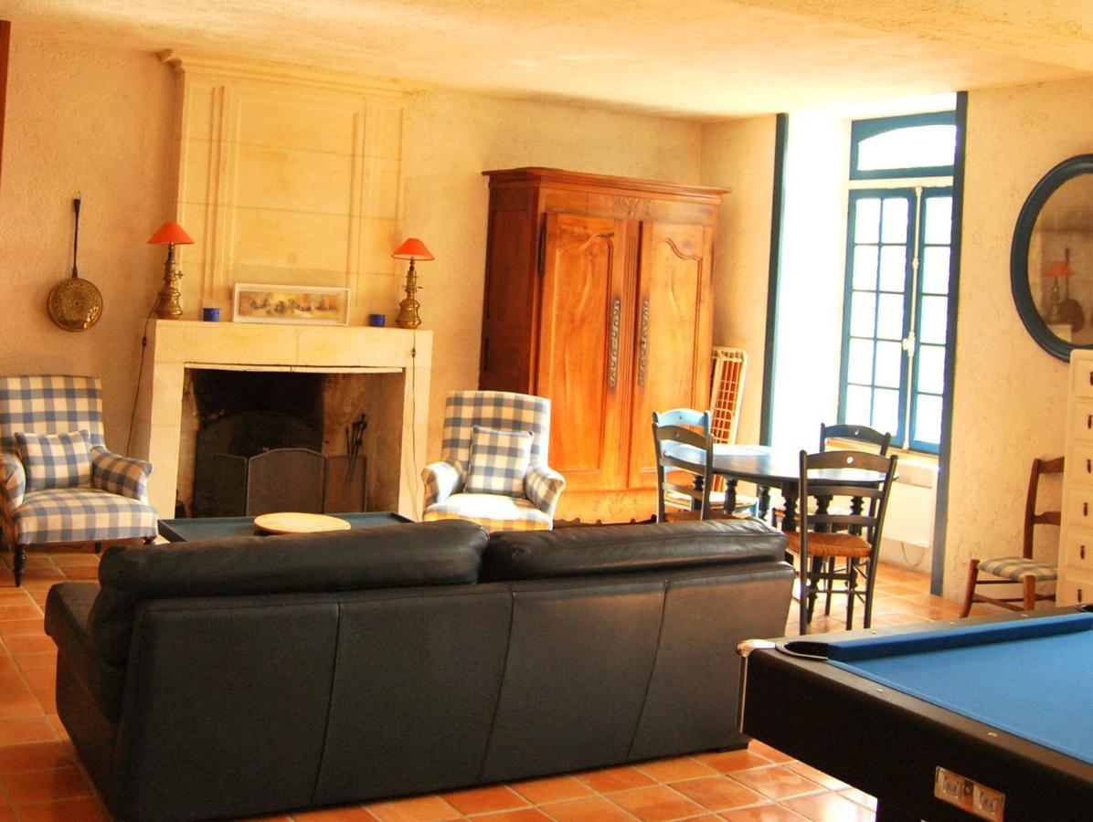 Logis De Chenac - Chambres Et Table D'Hotes Chenac Saint Seurin d'Uzet Bagian luar foto